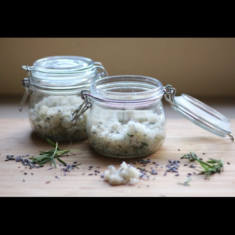 Exfoliating Foot Scrub